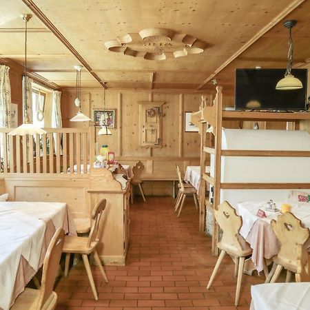 Gasthof Albergo Neuwirt วัล ดิ วิซเซ ภายนอก รูปภาพ