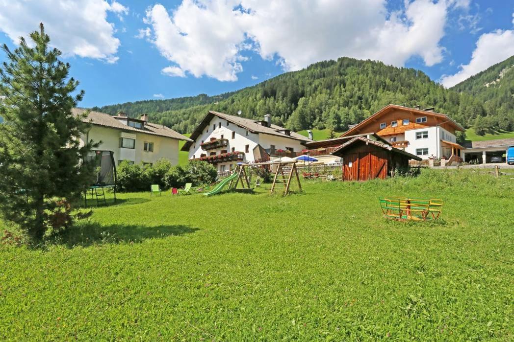 Gasthof Albergo Neuwirt วัล ดิ วิซเซ ภายนอก รูปภาพ